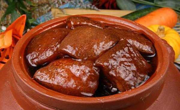 东坡肉与红烧肉的区别