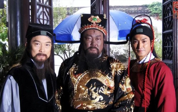 十大无法超越的经典电视剧