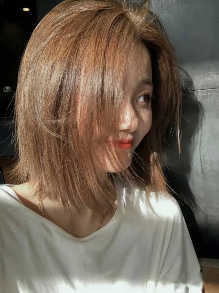 肤色黑适合染什么颜色头发好看