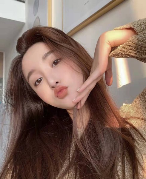 肤色黑适合染什么颜色头发好看