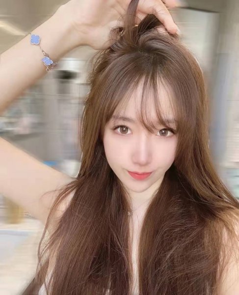 肤色黑适合染什么颜色头发好看