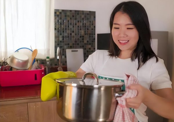 住家保姆一个月价格