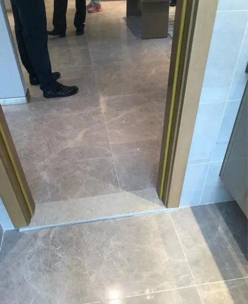 卫生间门槛石安装方法