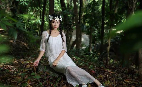 女人有钱没钱一看便知