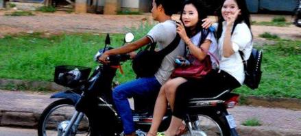 坐摩托车时女生下面有反应吗