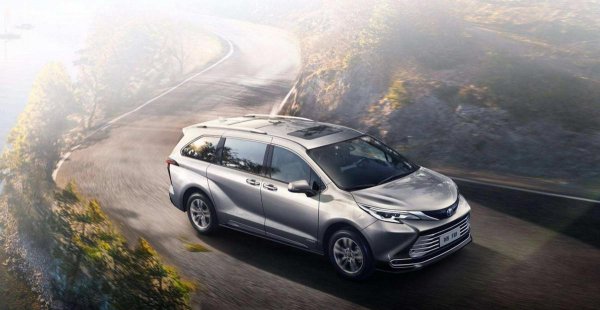 塞纳和别克gl8哪个好