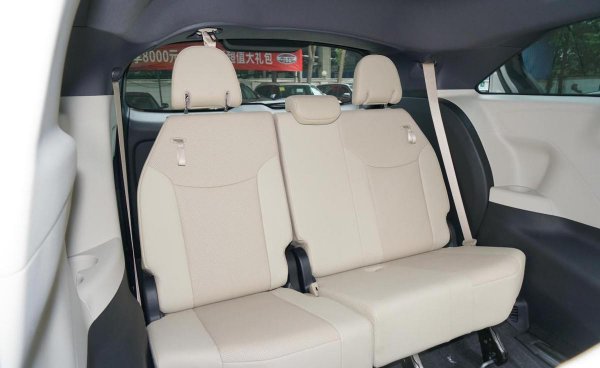 塞纳和别克gl8哪个好