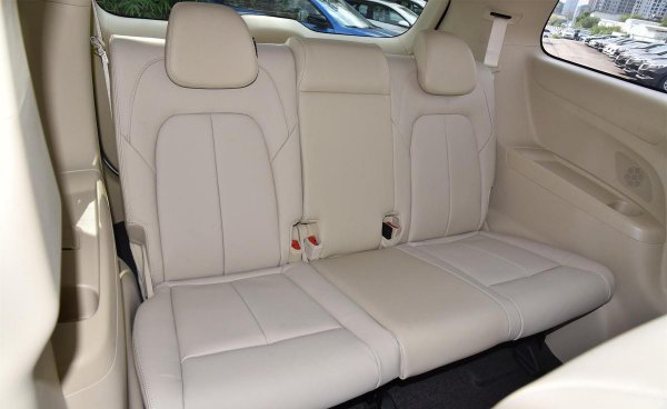 塞纳和别克gl8哪个好