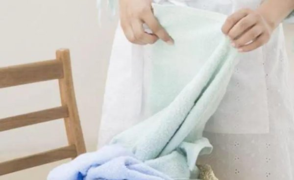 新衣服怎么洗不掉色