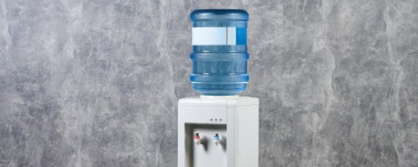 农村家用饮水机的选择方法