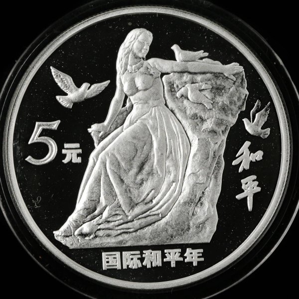 鸽子代表的象征意义是什么