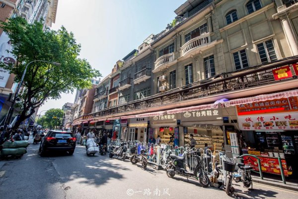 广州十三行在哪个区