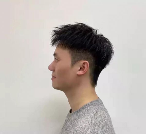 男生冬天发型好看