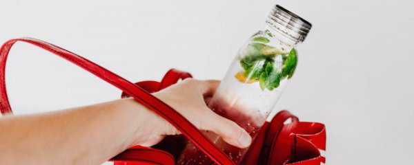 结婚回礼水杯刻什么字