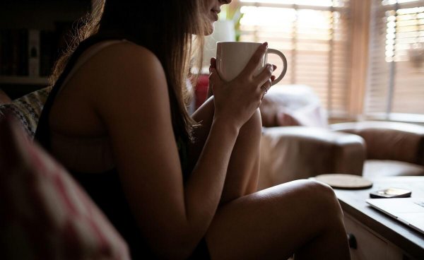 人为什么会抖腿