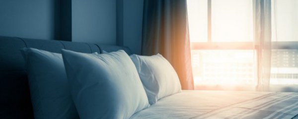 床头的摆放有哪些讲究