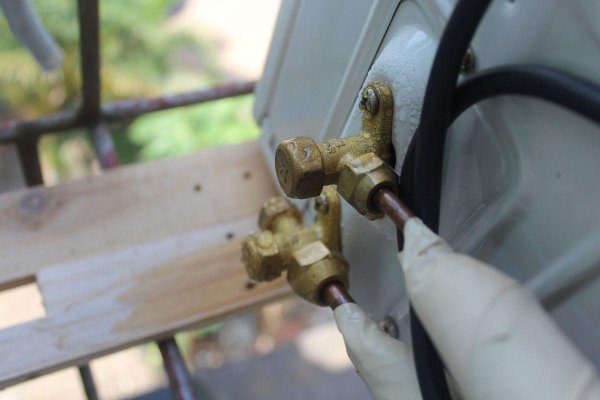 空调的使用寿命一般是多少年