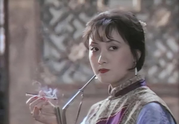 邓婕简介及个人资料