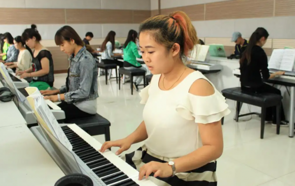 职高和高职的区别在哪