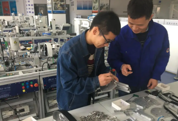 职高和高职的区别在哪