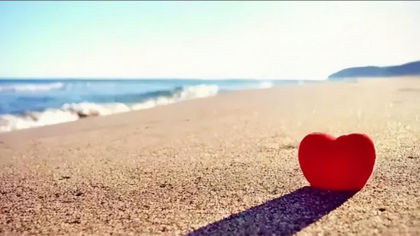 分手后互相还爱着的表现