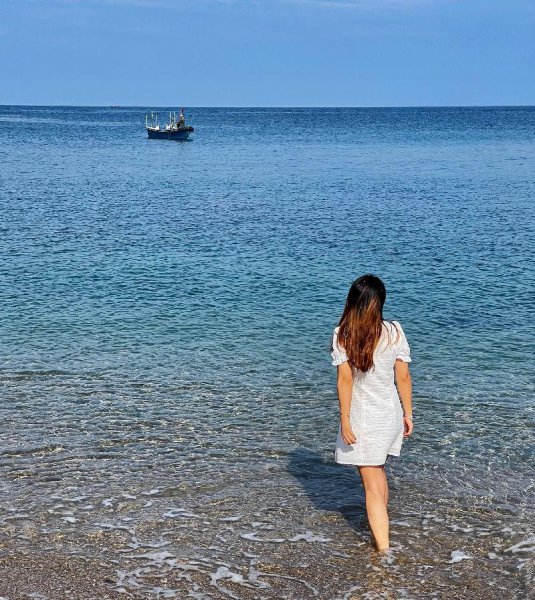 海边拍照技巧怎么摆姿势图片