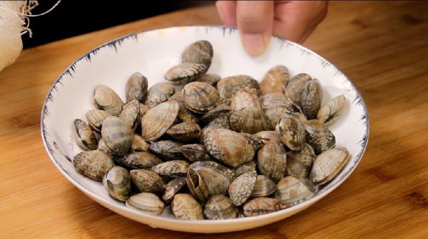 花蛤吐沙最快的方法