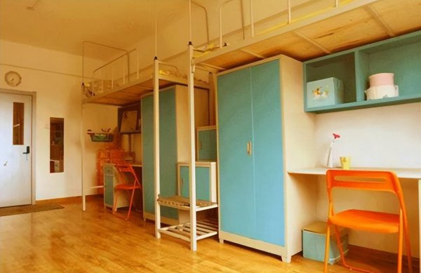 中国宿舍最好的大学及图片