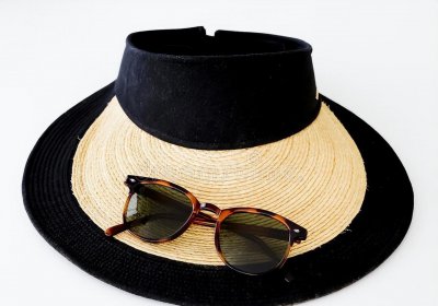 防晒衣买什么颜色的好 什么颜色的防晒衣最防紫外线