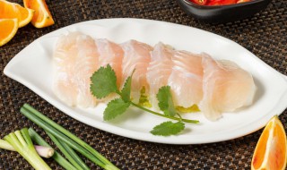 草鱼片怎么做好吃 麻辣鲜香水煮草鱼家常做法