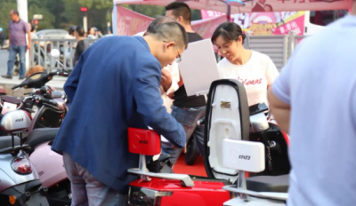 电动车新电池第一次充电注意事项 刚买来充电先记住这4点