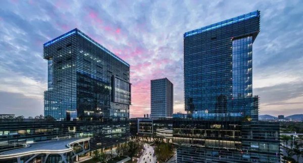 落户南京好还是苏州好