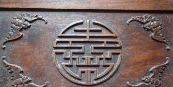 蝙蝠的寓意和象征是什么