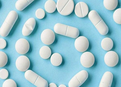 阿司匹林怎么养发财树能很快恢复成长