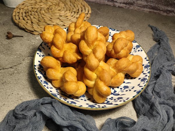 炸麻花是死面还是发面