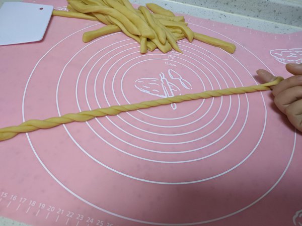 炸麻花是死面还是发面