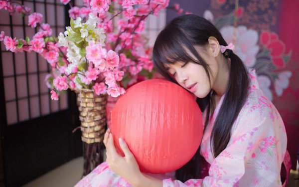 招桃花很灵的老方法简单又灵验