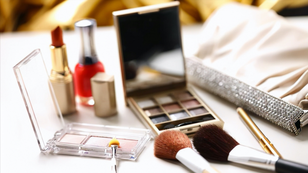 坐飞机可以带多重的行李不收费