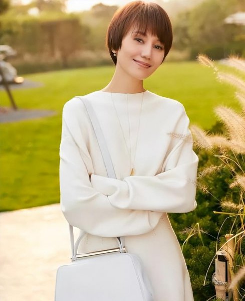 40岁女人最有气质发型