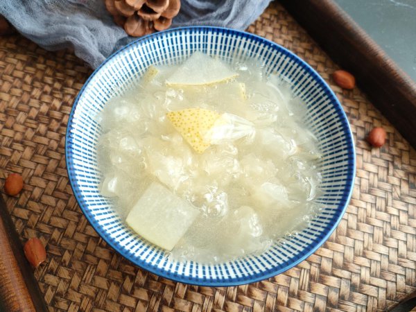 煮银耳汤用开水煮还是冷水煮好