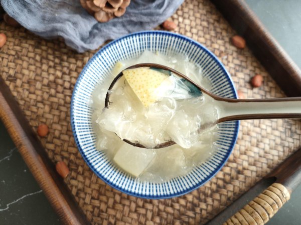 煮银耳汤用开水煮还是冷水煮好