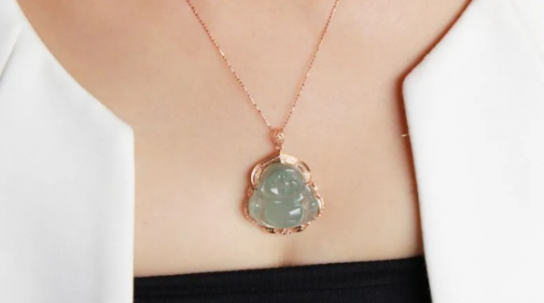 戴翡翠的好处和功效