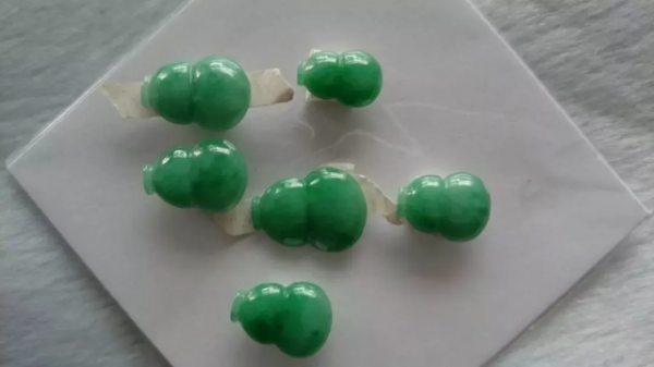 戴翡翠的好处和功效