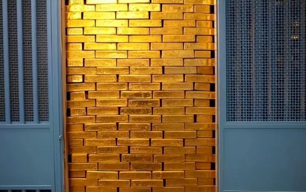 黄金储备为什么放在美国