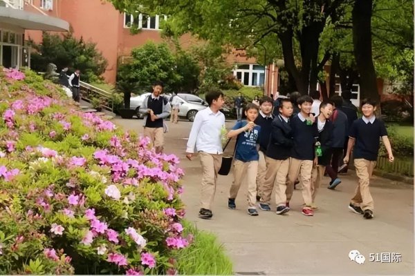 国际班和普通班的区别高中