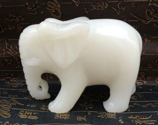 碳酸盐质玉是什么玉值钱吗