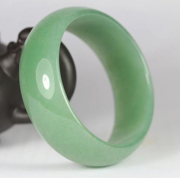 碳酸盐质玉是什么玉值钱吗