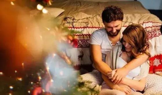 接吻时男生的手为什么不老实