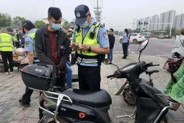 持有c1驾照可以骑电动车吗