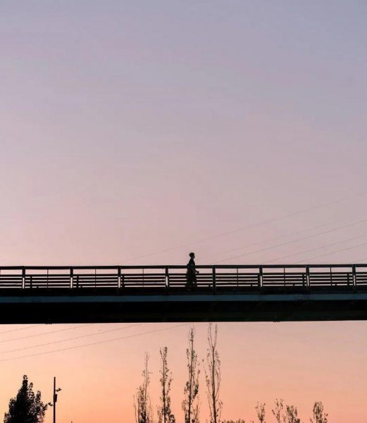 男人分手后还想做朋友的心理分析